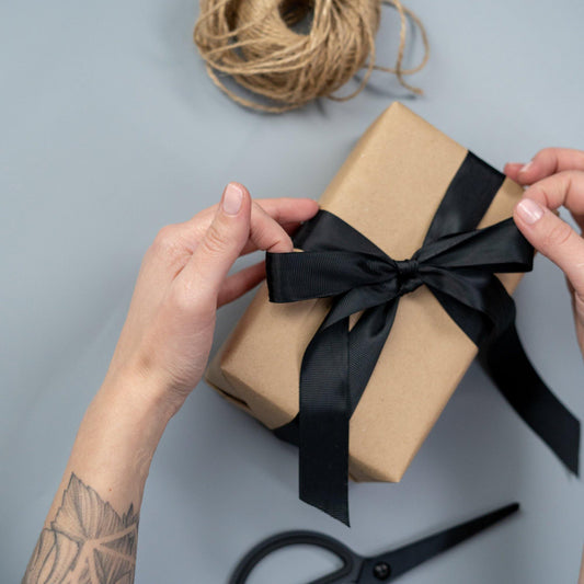 TOP 10 Best Gifts for Climbers in 2020 - Lowgravityclimbing - Christmas 2020, Gifts - Low Gravity Co Climbing Chalk